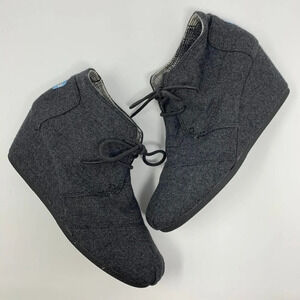 Toms Grey Wool Desert Wedge Booties Laceup‎